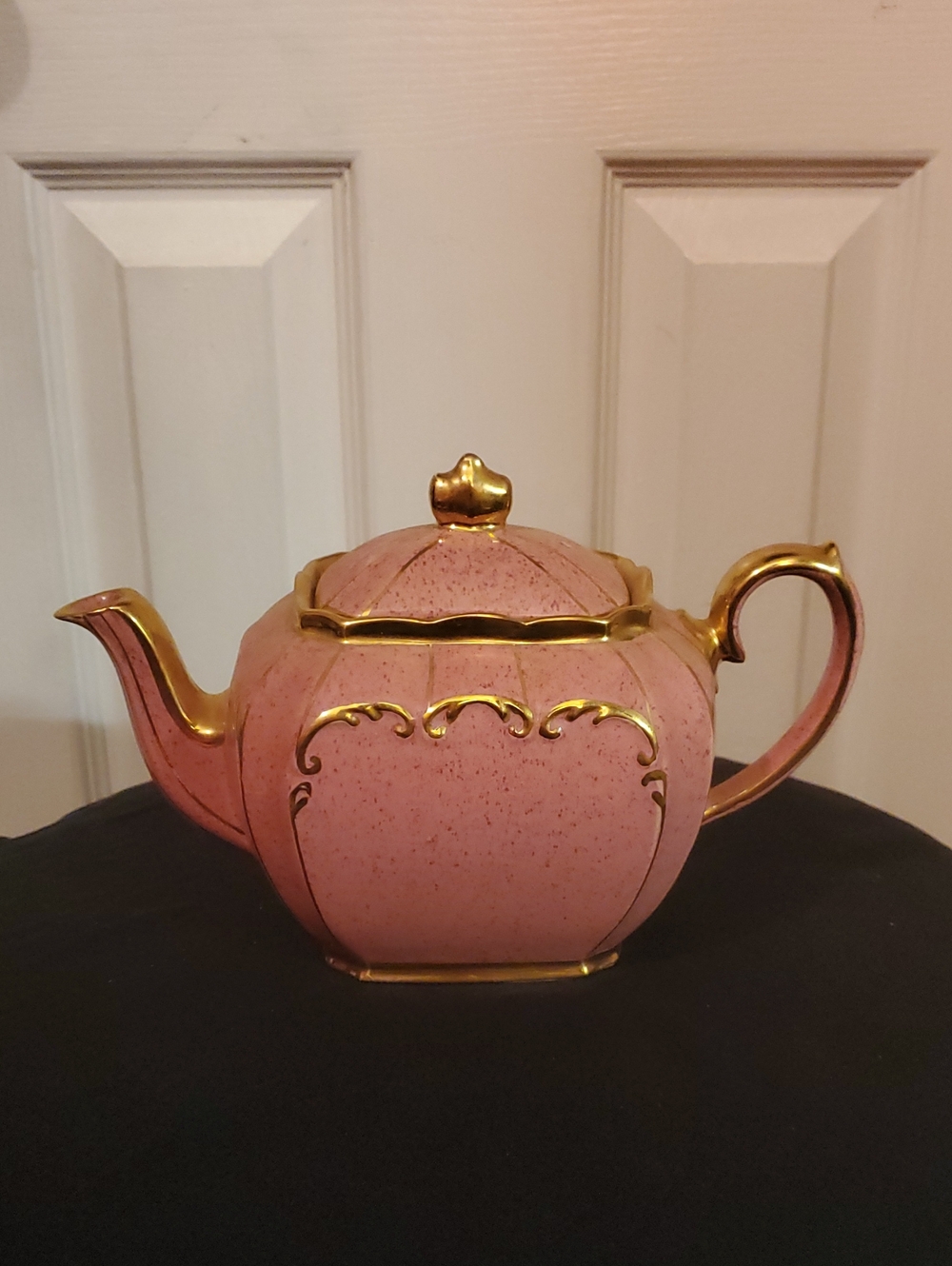 James Sadler, Pink with Gilted Trim, Cube-Shaped Fine Teapot